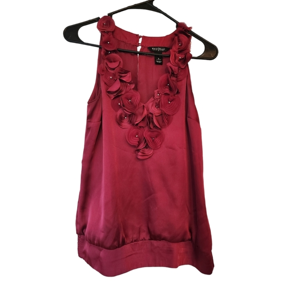 White House Black Market Tops - White house Black Market short sleeve blouse